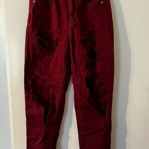 American Eagle Shredded Blow Out Knees Jeans